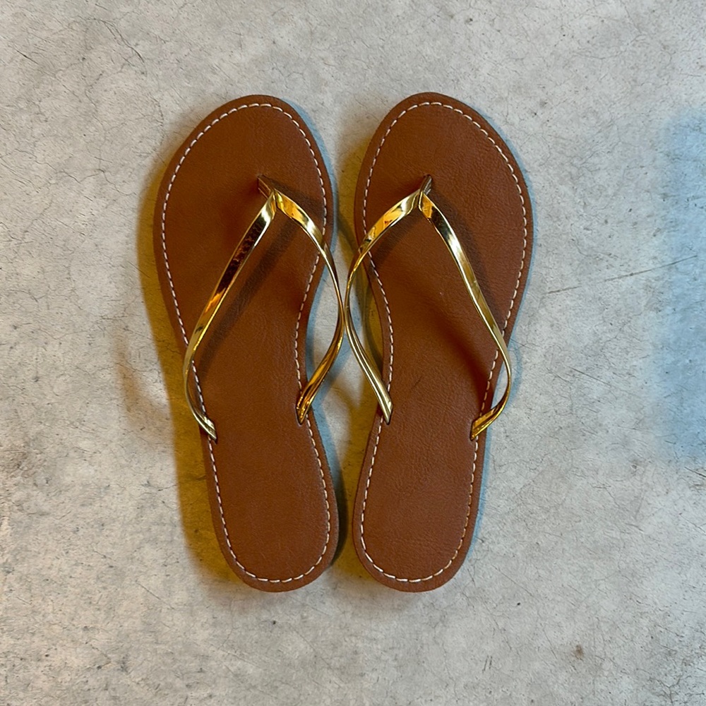 Abercrombie Gold Thongs
